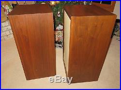 VINTAGE ACOUSTIC RESEARCH AR3a SPEAKERS