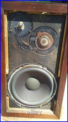 VINTAGE Acoustic Research AR3a Speakers