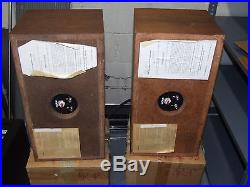 VINTAGE PAIR ACOUSTIC RESEARCH AR-4X SPEAKERS With factory BOXES