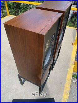 VINTAGE PAIR OF ACOUSTIC RESEARCH AR 14 SPEAKERS. Tested