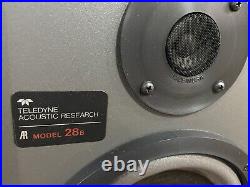 Vintage 1970s Acoustic Research AR28 B 2-Way Bookshelf Speakers