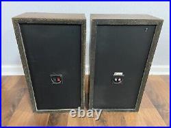 Vintage 1970s Acoustic Research AR28 B 2-Way Bookshelf Speakers