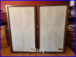 Vintage 1974 Acoustic Research AR-2ax Three Way Speakers, Pair Nice