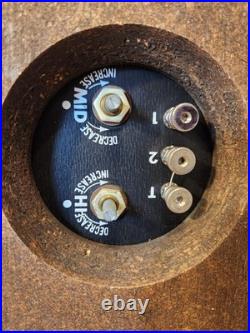 Vintage 1974 Acoustic Research AR-2ax Three Way Speakers, Pair Nice