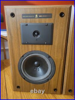 Vintage 1986 Acoustic Research AR8BXI Speakers