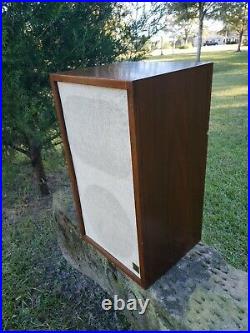 Vintage ACOUSTIC RESEARCH AR-2a SPEAKER Works Great Vintage ACOUSTIC RESEARCH AR-2a SPEAKER Works Great