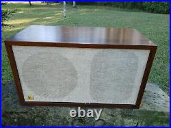 Vintage ACOUSTIC RESEARCH AR-2a SPEAKER Works Great Vintage ACOUSTIC RESEARCH AR-2a SPEAKER Works Great