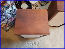 Vintage ACOUSTIC RESEARCH AR-3A Speakers Vintage ACOUSTIC RESEARCH AR-3A Speakers