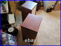 Vintage ACOUSTIC RESEARCH AR-3A Speakers Vintage ACOUSTIC RESEARCH AR-3A Speakers