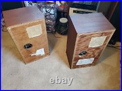 Vintage ACOUSTIC RESEARCH AR-3A Speakers Vintage ACOUSTIC RESEARCH AR-3A Speakers