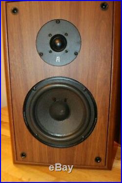 Vintage Acoustic Research AR19B HiFi Speakers