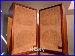 Vintage Acoustic Research AR2ax Speakers Refoamed Minty Need pots cleaned