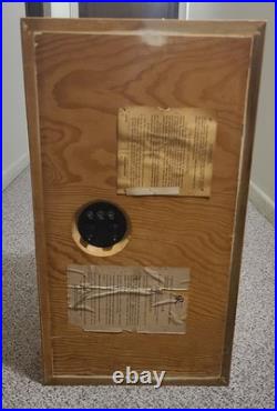 Vintage Acoustic Research AR3 Speaker-Single