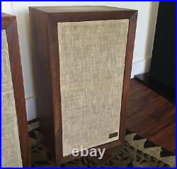 Vintage Acoustic Research AR3a Classic Loudspeakers. Ready To Go Sound Amazing