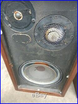 Vintage Acoustic Research AR5 Speakers