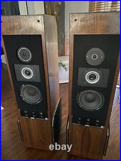 Vintage Acoustic Research AR9 Speakers (Pair)