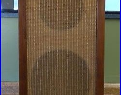 Vintage Acoustic Research AR-1 Speaker. In Altec 755a and AR Alnico Woofer 1960