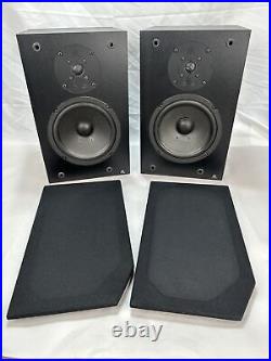 Vintage Acoustic Research AR-218V Speakers Black Pair Vintage Acoustic Research AR-218V Speakers Black Pair