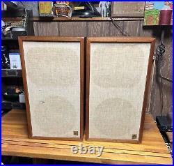 Vintage Acoustic Research AR-2AX Speakers PICK UP ONLY- N0 SHIPPING