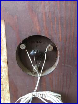 Vintage Acoustic Research AR-2 AR2 Speakers Walnut Cabinet Sound Great! Video