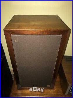 Vintage Acoustic Research AR-3 Speakers. Fully Restored