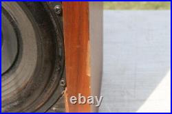 Vintage Acoustic Research AR-3 speakers Serial # C53909 & C53920 Vintage Acoustic Research AR-3 speakers Serial # C53909 & C53920