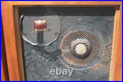 Vintage Acoustic Research AR-3 speakers Serial # C53909 & C53920 Vintage Acoustic Research AR-3 speakers Serial # C53909 & C53920