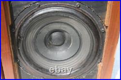 Vintage Acoustic Research AR-3 speakers Serial # C53909 & C53920 Vintage Acoustic Research AR-3 speakers Serial # C53909 & C53920