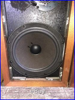 Vintage Acoustic Research AR-3a Speakers NICE! AR3a