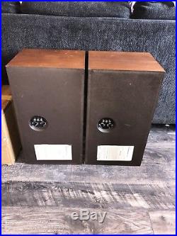 Vintage Acoustic Research AR-3a Speakers NICE! AR3a