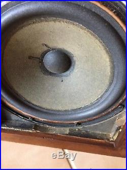 Vintage Acoustic Research AR-3a Speakers. Walnut Finish. No Disappointments