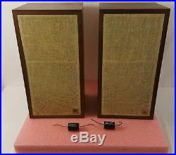 Vintage Acoustic Research AR-4X Speakers Fully Working Origional NICE