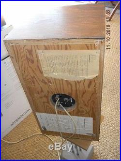 Vintage Acoustic Research AR-4 Speakers Pair Vintage Acoustic Research AR-4 Speakers Pair