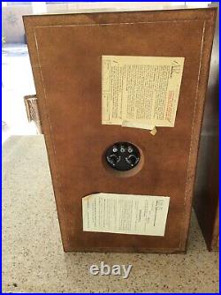 Vintage Acoustic Research AR-5 Speakers With Original Boxes