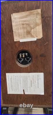 Vintage Acoustic Research AR 5 speakers Excellent condition