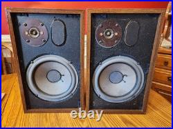Vintage Acoustic Research AR-7 Speakers
