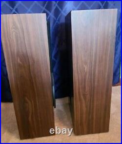 Vintage Acoustic Research AR 92 Loudspeaker Pair Vintage Acoustic Research AR 92 Loudspeaker Pair
