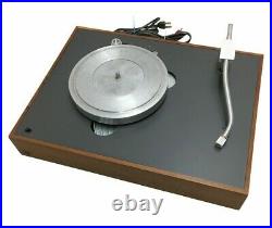 Vintage Acoustic Research AR XA Turntable with power/speaker cables For part