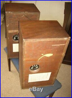 Vintage Acoustic Research Ar-3 Ar3 Loudspeakers Speakers In Great Shape