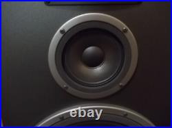 Vintage Acoustic Research SRT-330 12 3-way speakers Vintage Acoustic Research SRT-330 12 3-way speakers