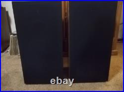 Vintage Acoustic Research SRT-330 12 3-way speakers Vintage Acoustic Research SRT-330 12 3-way speakers