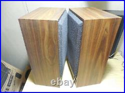 Vintage Acoustic research Ar18J bookshelf speakers