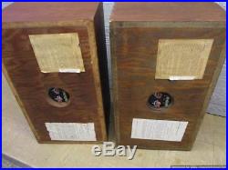 Vintage Mid Century 1969 PAIR OF ACOUSTIC RESEARCH AR-2ax SPEAKERS