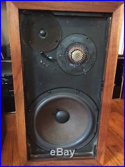 Vintage Mid Century Modern Acoustic Research AR-3a speakers In Oiled Walnut