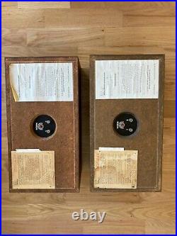 Vintage Pair AR4X ACOUSTIC RESEARCH Speakers