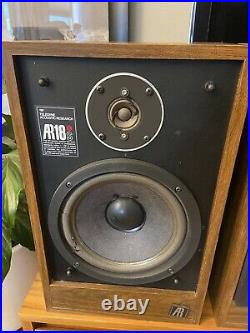 Vintage Pair Acoustic Research AR18S Book Shelf Speakers Free Shipping