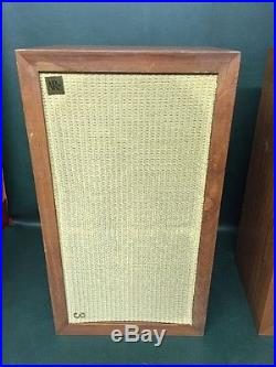 Vintage Pair Acoustic Research AR3 AR-3 Oil Rubbed Teak Speakers 1 Owner