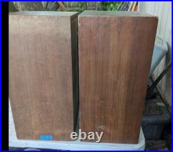 Vintage Pair Acoustic Research AR-2X Speakers