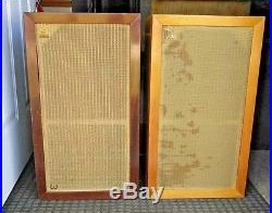 Vintage Pair Acoustic Research AR-3 Hi Fi Speakers. Good condition. UNTESTED