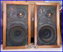 Vintage Pair Acoustic Research AR 3 S/N 20505, 20506 Sound Great! Look! Jewel